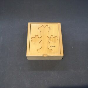 Disney Minnie Mouse Wooden Puzzle Box
